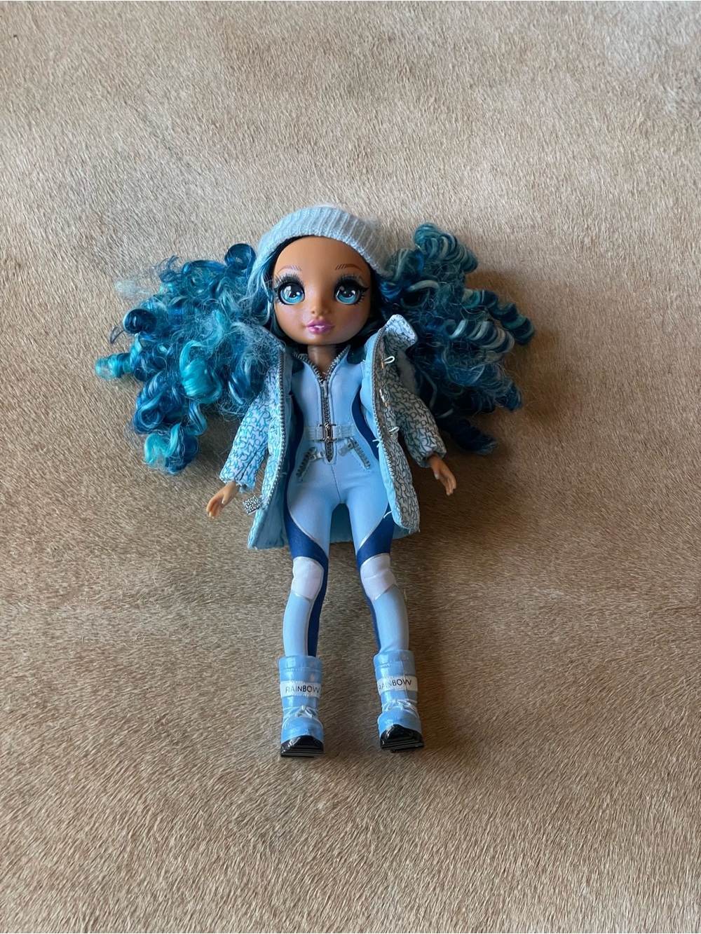 Rainbow High Winter Break Skyler Bradshaw Doll